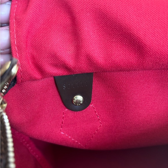 Authentic Louis Vuitton Speedy 25 - Picture 9 of 9